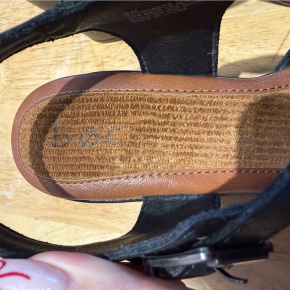 BOC by Born Natasha Womens Round Closed Toe Clogs size:9 - Picture 6 of 7